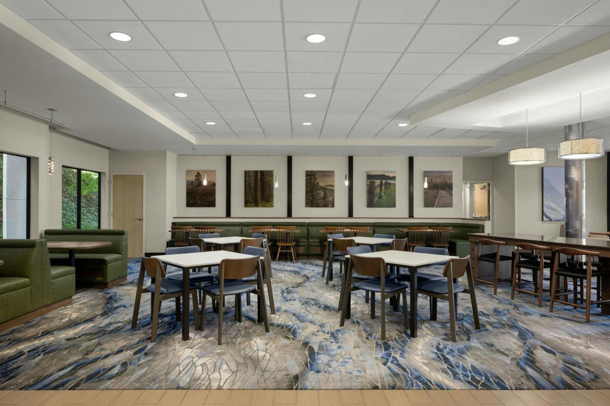 Fairfield Inn & Suites By Marriott Москоу Экстерьер фото