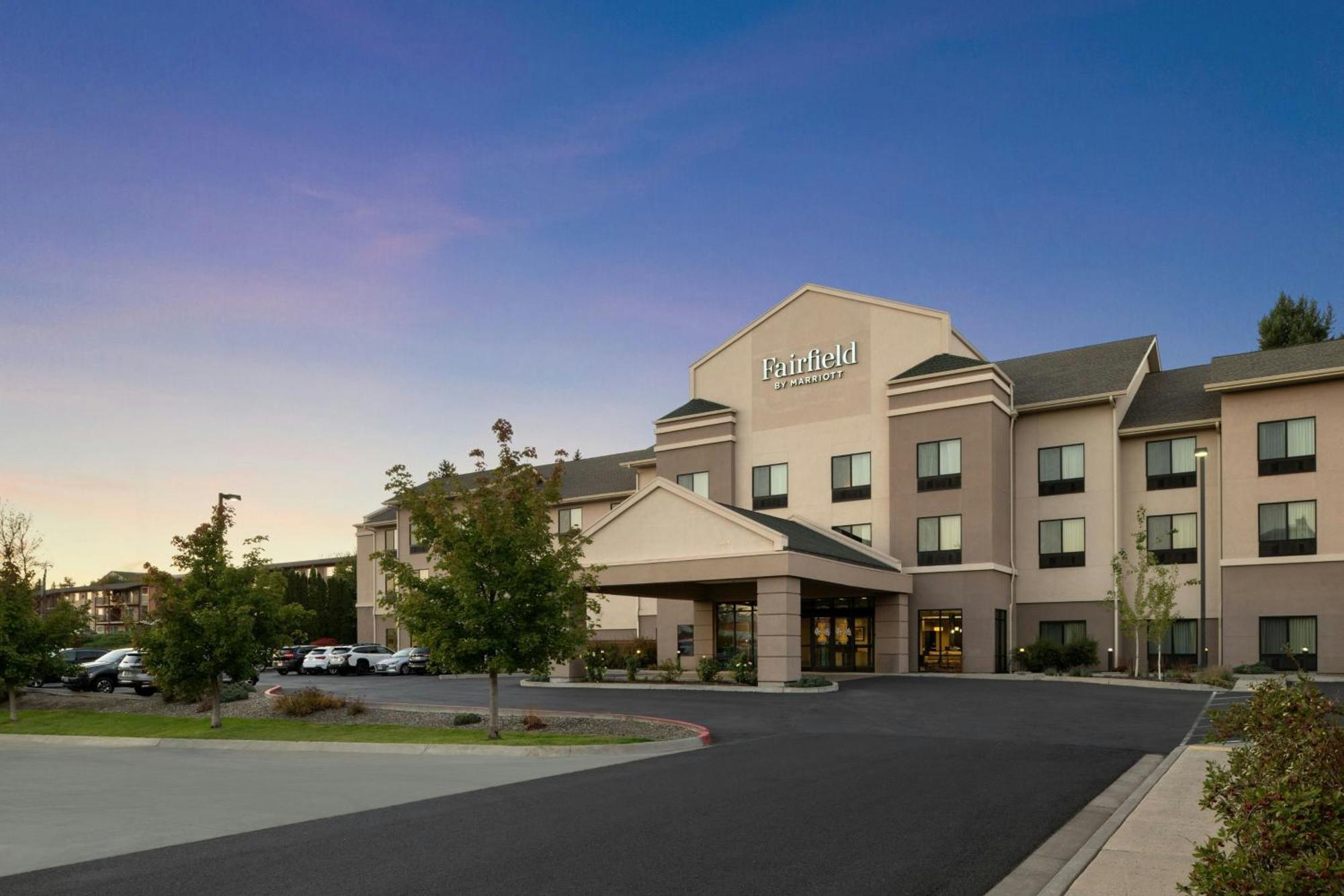 Fairfield Inn & Suites By Marriott Москоу Экстерьер фото